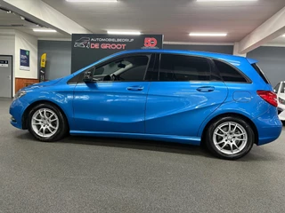 Mercedes-Benz B-Class 180 Ambition Nederlandse auto/ Trekhaak/ Parkeersensoren voor en achter/ Set winterbanden / 2