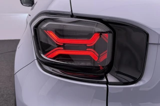 Jeep Avenger 1.2 e-Hybrid Summit / ACTIE / 32