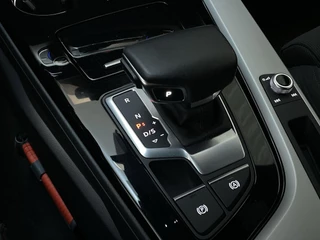 Audi A4 Avant 35 TFSI Business Edition Navigatie Cruise Control / 24