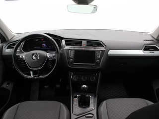 Volkswagen Tiguan 1.4 TSi 125 Pk Connected Series | Cruise Control | Navigatie | Climatronic | Parkeersensoren | 17 Inch | 158.663 Km !! / 30
