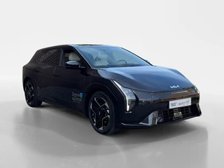 Kia EV4 Hatchback GT-Line Business Edition 81.4 kWh | Direct beschikbaar | Stoel-Stuur verwarming | Draadloos Apple Carplay - Android Auto | GT-Line Exterieur en Interieur Details | Kia Leiderdorp 071 760 06 00 / 4