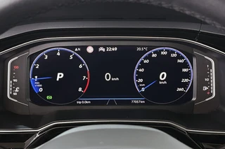 Volkswagen Taigo 1.0 TSI R-Line Business DSG Automaat Achteruitrijcamera Apple CarPlay / 11
