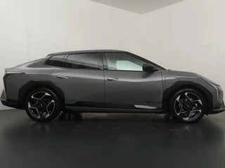Kia EV4 Fastback GT-PlusLine 81.4 kWh  FULL OPTIONS - *DEMO* - Head-up Display - 360 Camera - Stoelverwarming/ventilatie - Glazen Schuif-/kanteldak - Elektrisch verstelbare voorstoelen - Dodehoekcamera - Fabrieksgarantie tot 2032 Direct leverbaar! / 10