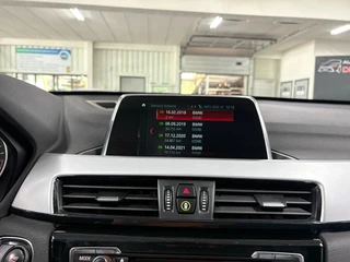 BMW X1 SDrive18i Executive/ NL auto/ Automaat/ Parkeersensoren / 28