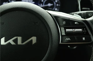 Kia ProCeed 1.5 T-GDi GT-Line Automaat  - Apple Carplay/Android Auto - Cruise Control - Dodehoekdetectie - Climate Control - Navigatie - Stoel/Stuur Verwarming - - Fabrieksgarantie tot 06-2031 / 26