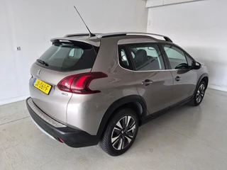 Peugeot 2008 1.2 Automaat Allure / 2