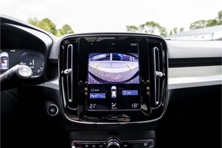 Volvo XC40 1.5 T4 Plug-in hybrid Core Bright  | Keyless | Camera | Carplay / 24