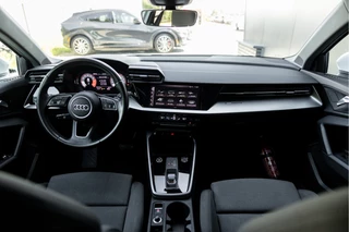 Audi A3 Sportback 35 TFSI S Line  | Carplay | Stoelver. | Parkeersens. | / 7