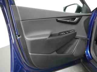 Kia EV6 Light Edition 63 kWh  - Stoel-/stuurverwarming - Apple CarPlay/Android Auto - Navigatie - Cruise Control - Fabrieksgarantie tot 03-2032 / 22