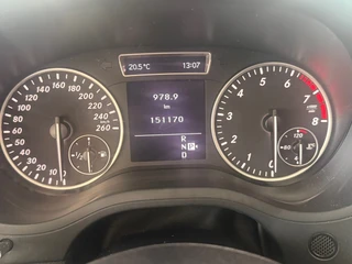 Mercedes-Benz B-Class 180 Prestige AUTOMAAT CRUISE|18INCH|PANO|LEDER|PDC|STOELVERWARMING / 17