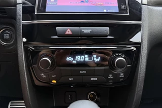 Suzuki Vitara 1.4 S | Trekhaak l Climate Control l Bluetooth l LED l Camera l PDC Voor & Achter l Stoelverwarming l Lichtmetalen Velgen / 29