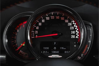 MINI Clubman 2.0 JCW ALL4 Chili  | S/K-Panodak | Adapt. Cruise | Stoelverw. | PDC | Camera | NAV + App.Connect | ECC | Harman Kardon | LM 19" | / 5