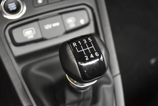 Kia Stonic 1.0 T-GDi MHEV 115pk GT-Line / 26