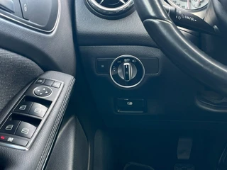 Mercedes-Benz GLA-klasse 200 Prestige | Camera | Stoelverwarming | Bluetooth | / 16