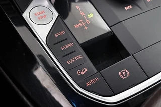 BMW X3 xDrive30e High Executive SOH 95% M Sport Keyless Head-Up / 40