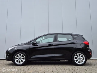 FORD FIESTA 1.1 TREND/AIRCO/PDC/16''LMV/CARPLAY/BLUETOOTH/LANE ASSIST/USB/ISOFIX/DAB/NAVI / 2