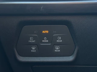 CUPRA Leon 1.4 e-Hybrid Business MEMORY - CAMERA - CRUISE / 34