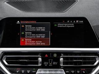 BMW 3-serie Touring M340i xDrive High Executive M Sport B58 | Panoramadak | Laser LED | Driving Assistant Prof | Trekhaak | HUD | Keyless | Memory | Ambianceverlichting | 19" | Dealeronderhouden | incl. BTW / 34