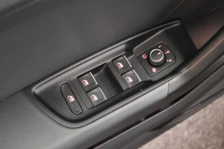 Audi A1 Sportback 30 TFSI 110pk S-Tronic S edition Sonos Keyless Stoelverwarming ACC LED Climate Control Carplay 2x S-Line / 16