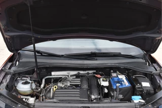 Volkswagen Tiguan 1.4 TSI ACT 150 pk Connected Series  NL-Auto | DAB | Elekt.trekhaak | Carplay | Cruise Control | Climate Control | NAP / 10
