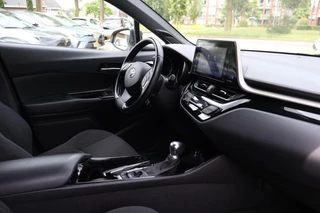 Toyota C-HR 1.8 HYBRID STYLE / 21