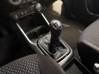 Suzuki Ignis 1.2 Smart Hybrid Select Achteruitrijcamera, Stoelverwarming, Airco, Bluetooth / 17
