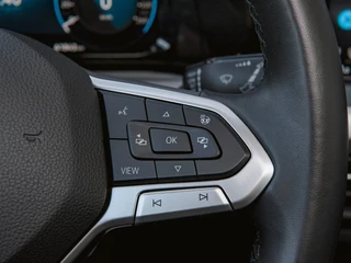 Volkswagen Golf Variant 1.5 eTSI Life Business | PANO | WINTERPAKKET | ADAPTIVE / 16