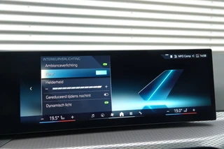 BMW i4 eDrive40 M Sport Edition 84 kWh Comfort Pack | Trekhaak | Schuifdak | / 31