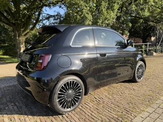 Fiat 500 La Prima 42 kWh | Pano | Camera | Adaptive| BTW | / 21