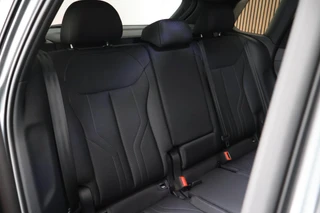Audi Q3 1.5 272pk e-hybrid S edition Trekhaak Camera Keyless Panoramadak Stoelverwarming Virtual Cockpit Navigatie 2x S-Line / 37