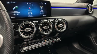 Mercedes-Benz CLA Shooting Brake 180 Business Solution AMG PANO CAMERA CRUISE. / 41