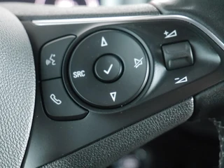 Opel Mokka-e Business Elegance 50-kWh 11kw bl. | SOH 91.6% | Achteruitrijcamera | Navigatie | Apple CarPlay | Android Auto | Climate/Cruise Control | LED koplampen | Lichtmetalen Velgen / 18