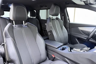Peugeot 5008 1.2T 130pk Automaat GT | Black Pack | Elektr. achterklep | Stoelverwarming | Navigatie | 7 Persoons | / 16