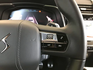 DS DS 7 1.6 PHEV 300 4x4 Pallas / 20