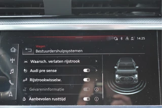 Audi Q3 45 TFSI e S edition S-Line 245 PK | NL-Auto | Keyless | Carplay | Virtual cockpit | DAB | Elekt.trekhaak | Full LED | Allweathers / 23