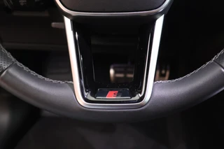 Audi Q8 e-tron 50 340pk quattro S Edition 95 kWh SOH 100% B&O HUD Keyless Stoelverwarming Camera Panoramadak Navigatie 2x S-Line / 21