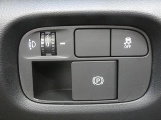 HYUNDAI Inster 49 kWh 115pk 4-zits Evolve Sky / 25