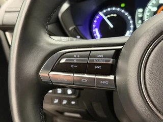 Mazda MX-30 E-SkyActiv R-EV 170 Makoto | Automaat | Adaptive cruise | Stoelverwarming | Head-up display | CarPlay | Camera / 17
