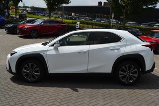 Lexus UX 250h F Sport Design NL-AUTO FACELIFT STOELVERW TRIPLE-LED / 8
