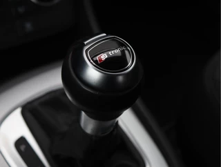 Audi Q3 1.4 TFSI CoD Advance  | S-Line | Trekhaak | LED | Audi sound / 42