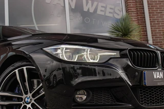 BMW 3-serie Touring 320i M Sport Edition | 2e eigenaar | NL auto | Camera | HiFi audio | Stoelverwarming | DAB | Head-up | Cruise control | LED | Park Assistant | PDC | Navigatie / 54