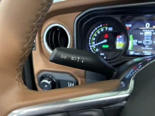 Jeep Wrangler Unlimited 4xe 380 Sahara PHEV | FACELIFT | EL. STOELEN / 29
