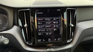 Volvo XC60 2.0 T6 Plug-in hybrid AWD R-Design | 360° | HK | ACC | Pilot | Memory | CarPlay | Trekhaak | BTW | / 7