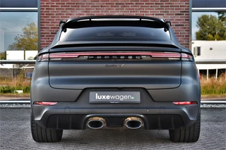 Porsche Cayenne Coupé 4.0 Turbo E-Hybrid GT  Burmester PDCC Carbon HUD ACC 360 / 9