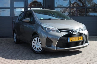 Toyota Yaris 1.3 VVT-I ASPIRATION Navigatie / Trekhaak / Cruise control / 7