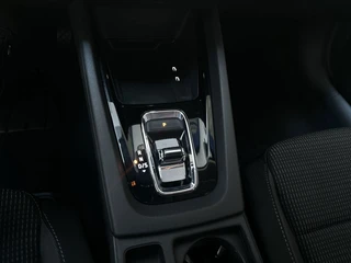 Skoda Octavia Combi 1.0 e-TSI DSG Business Edition Trekhaak Navigatie Parkeersensoren App-Connect / 18