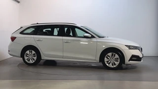 Skoda Octavia Combi 1.0 e-TSI DSG Business Edition Navigatie App-Connect DAB+ Parkeersensoren / 12