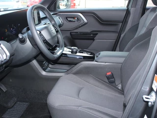 Suzuki e VITARA Select 61 kWh Adaptieve Cruise & Climate Control, Stuur- & Stoelverwarming, Parkeersensoren Voor & Achter / 35