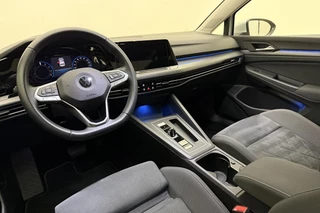 Volkswagen Golf 1.4 eHybrid Style 204pk | DSG | Trekhaak | Navigatie | Comfortstoel | Apple Carplay/Android Auto | Adapt. Cruise control | Climate control | LED koplampen / 17