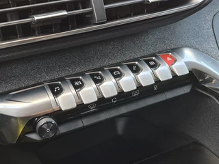 Peugeot 3008 1.2 PureTech Allure|Panorama|Trekhaak|NW Riem / 28